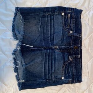 Size 6 worn once good condition